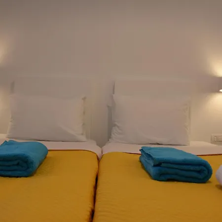 Arion Bay Santorini 호텔 Kamári