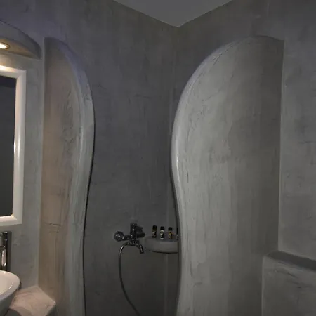 Arion Bay Santorini Hotel 3*