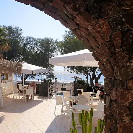 Arion Bay Santorini 3*