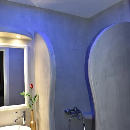 Arion Bay Santorini Отель Камари