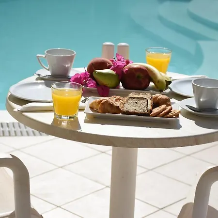Hotel Arion Bay Santorini Kamari (Santorini)