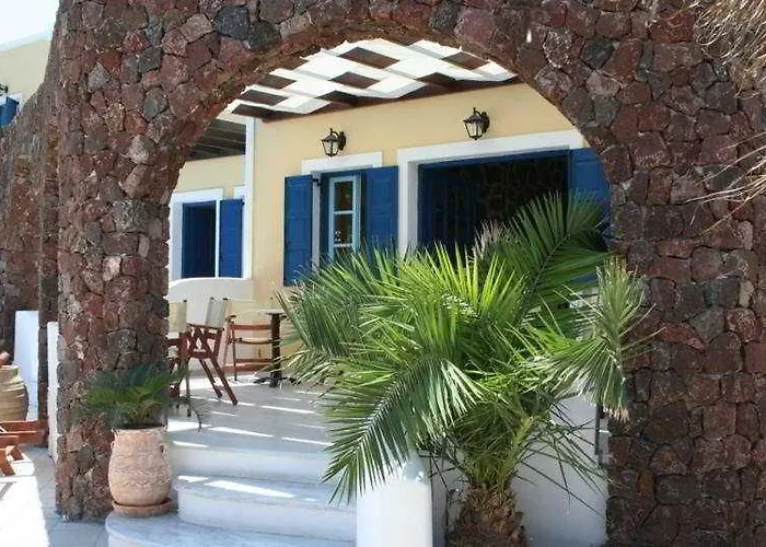 Arion Bay Santorini Отель Камари