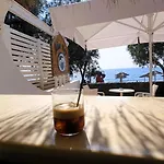 Arion Bay Santorini 3*