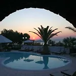Arion Bay Santorini Kamári