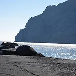 Arion Bay Santorini Hotel 3*