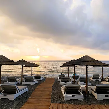 Arion Bay Santorini 3*