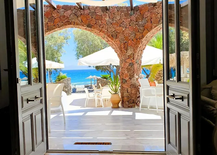 Arion Bay Santorini 3* Kamári