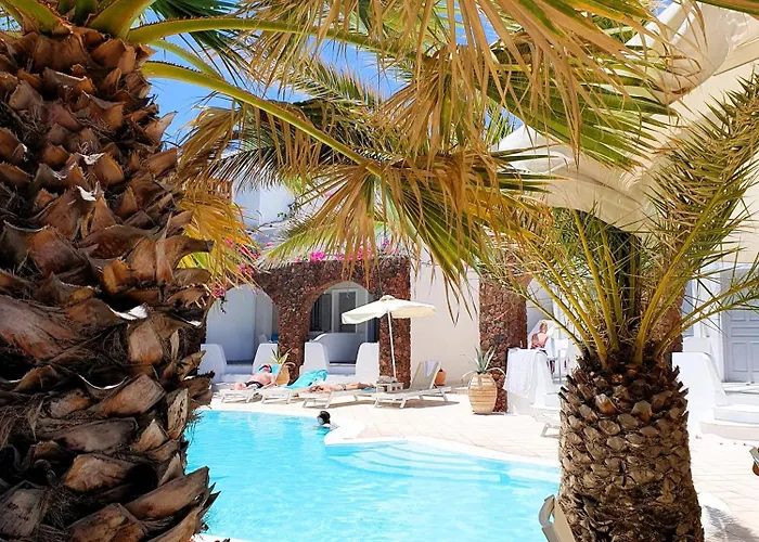 Arion Bay Santorini فندق Kamári