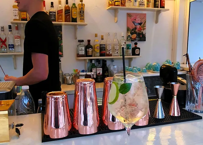 Arion Bay Santorini Kamári