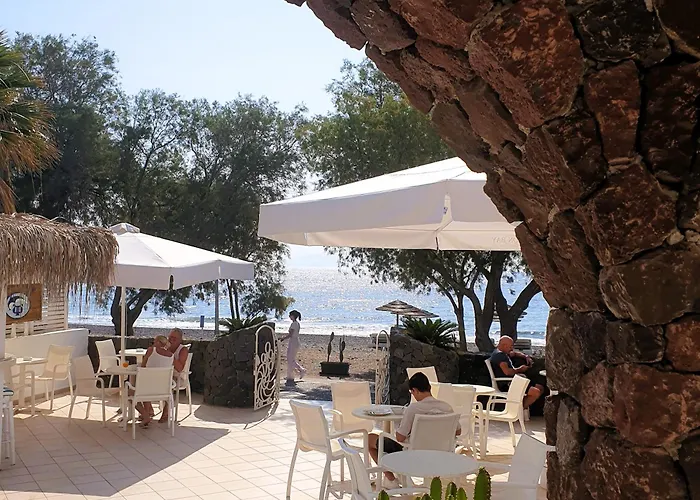 Arion Bay Santorini 3*