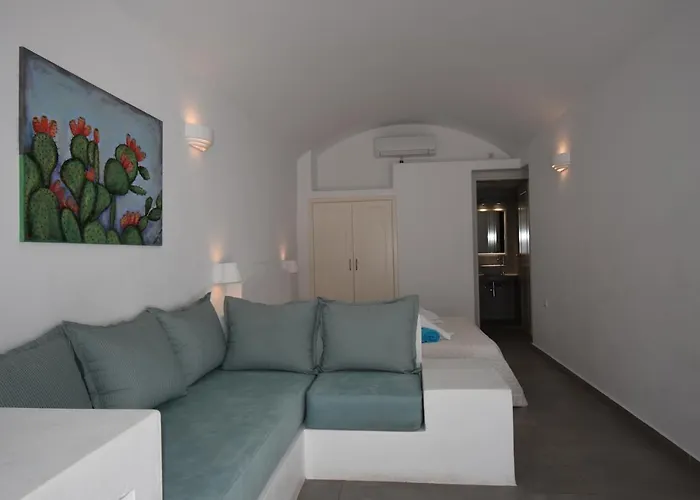 Arion Bay Santorini 3*