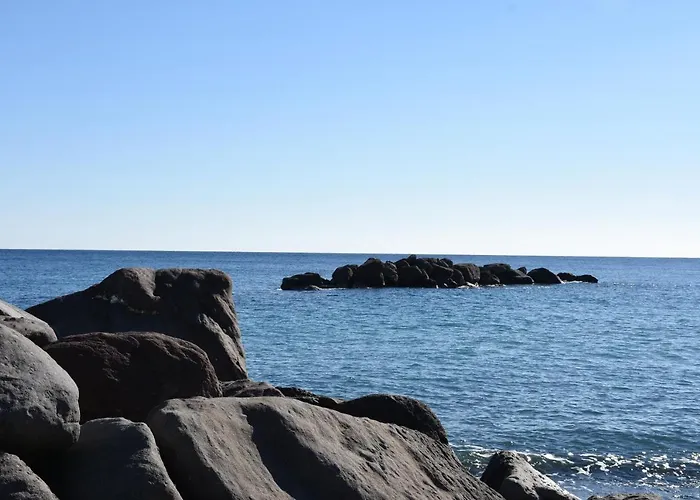 Arion Bay Santorini فندق