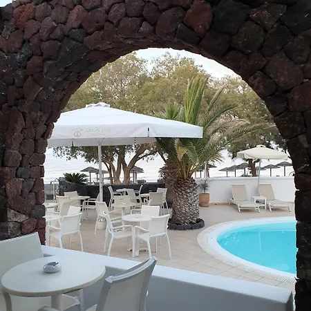 Arion Bay Santorini מלון 3*