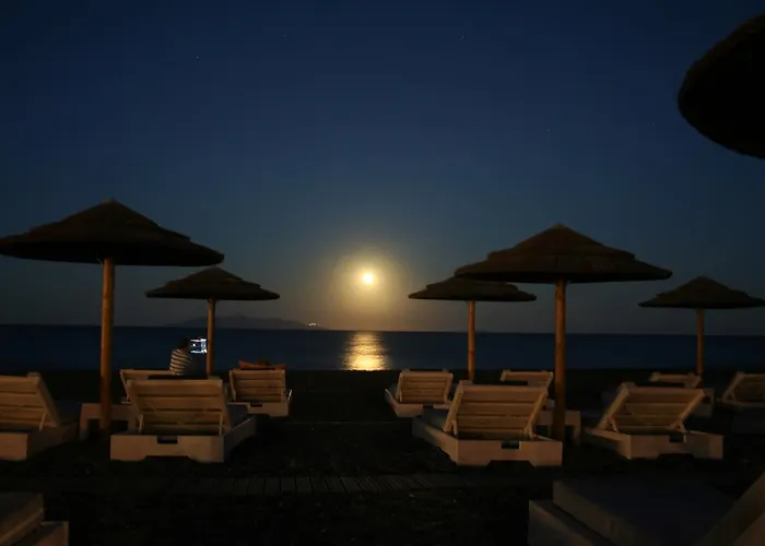 Arion Bay Santorini Hotel